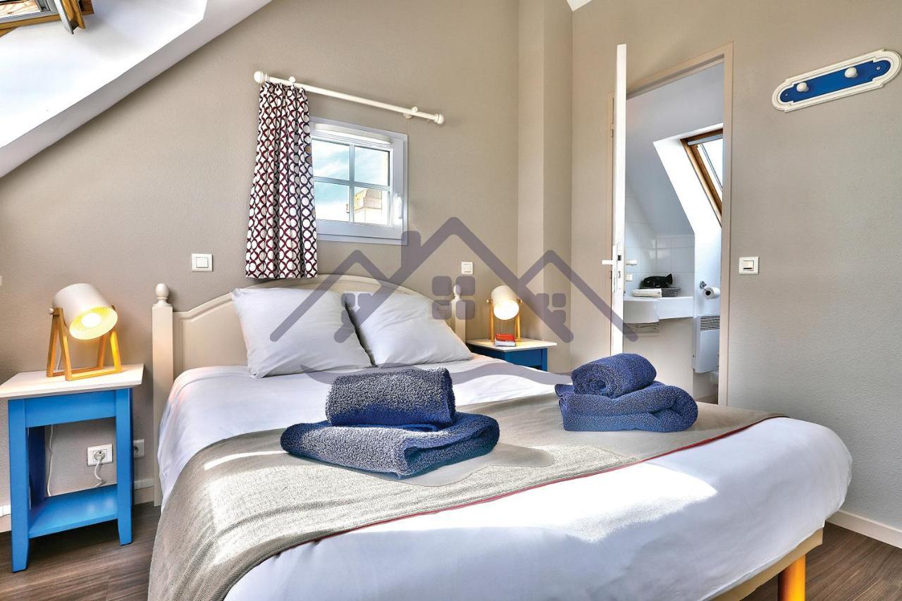 Au Guilvinec Seaside Retreat: Ocean Views, Pool & Garden Oasis Apartment Exterior photo